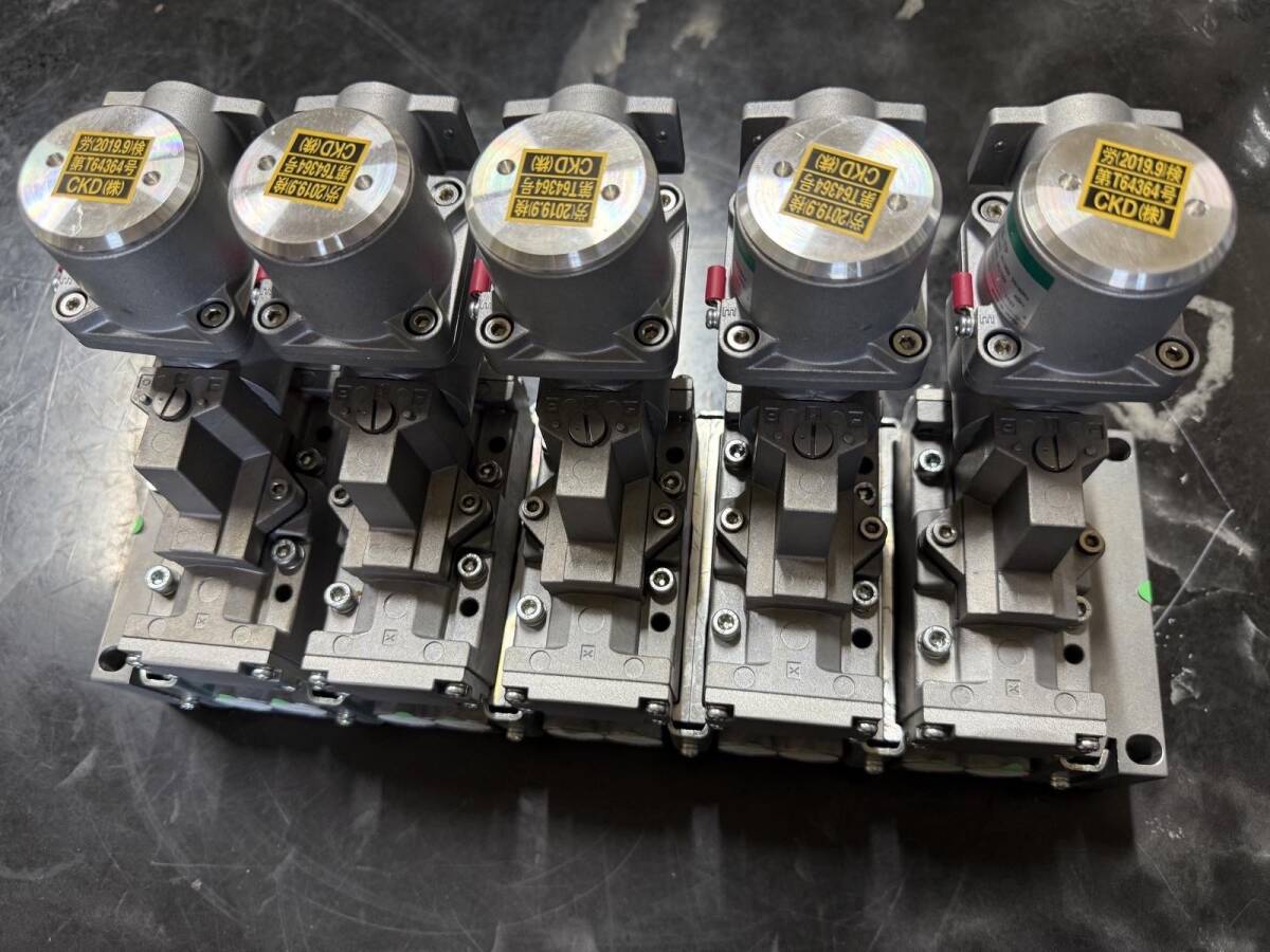 (KL02)★未使用品★ CKD ★M4F41未0E-08-TP-N-10-C AC100V(付属品ありません)拍卖