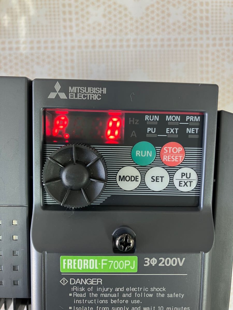 通電確認済 三菱電機 インバーターFR-F720PJ-1.5K拍卖