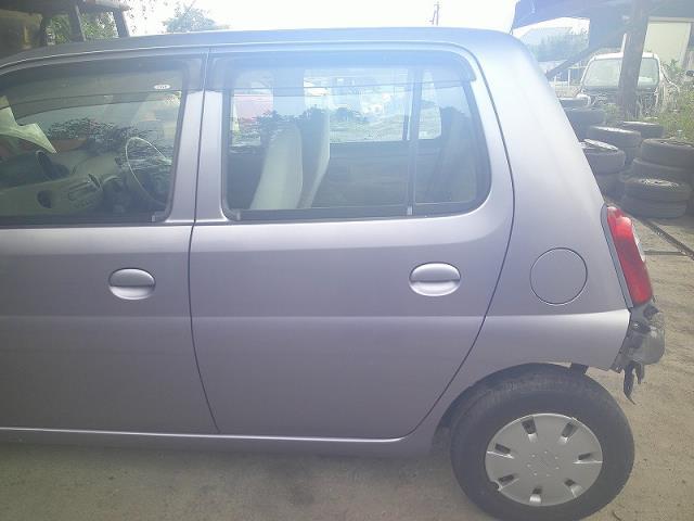 エッセ DBA-L235S 左リアドア S32 カシスフィズスペクトラシャイン拍卖