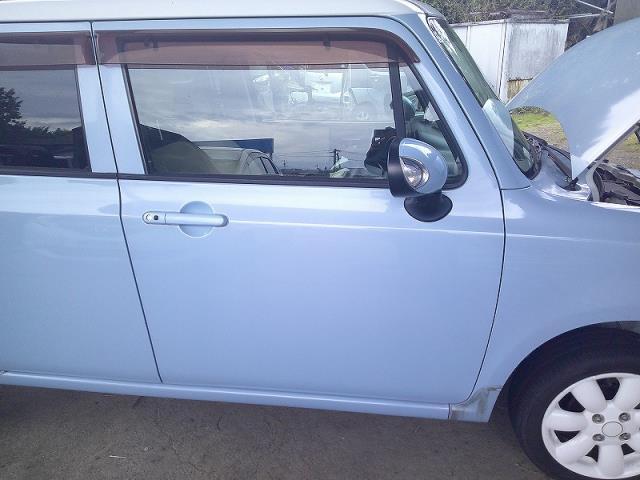 ラパン DBA-HE22S 右フロントドア 運転席 FJY エアブルーメタリック/ホワイトツートーンルーフ拍卖