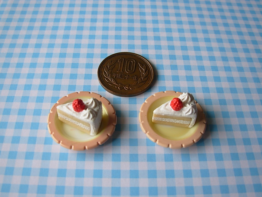 ◆ シルバニアファミリー ケーキ・お皿 各2 ④ スイーツ キッチン小物 ◆拍卖