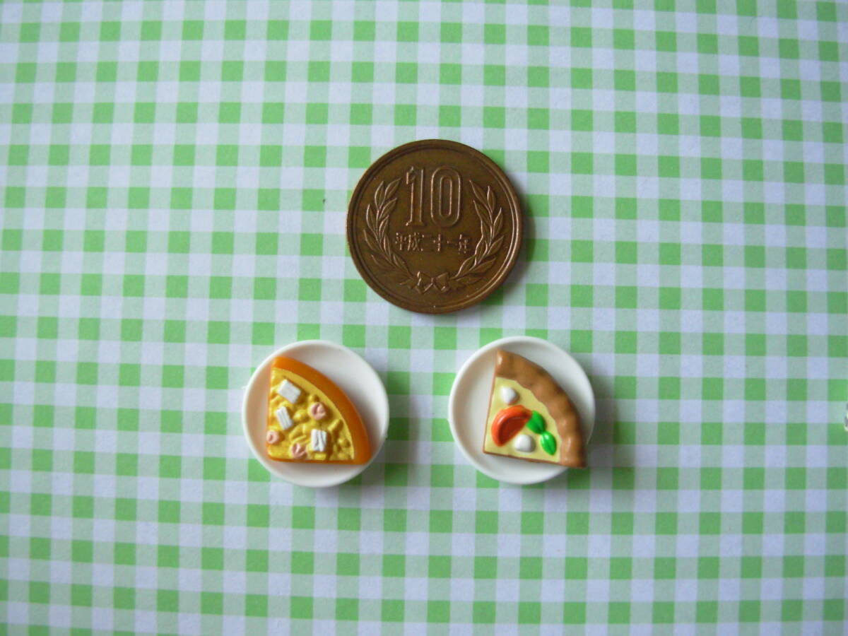 ◆ シルバニアファミリー カットピザ・お皿 各2 食べ物 キッチン小物 ① ◆拍卖