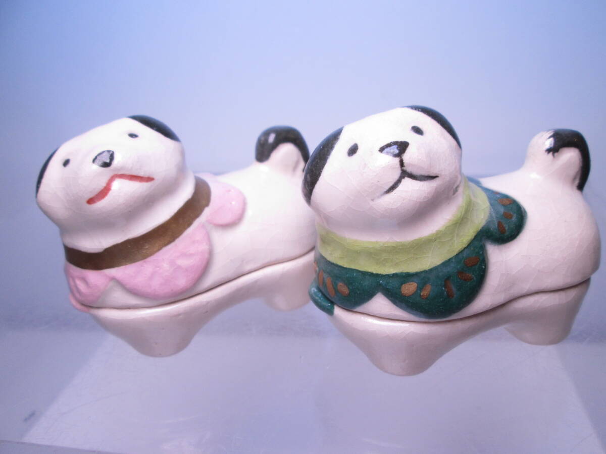 ☆茶道具 楽入窯 金彩色絵 狛犬 ピンク/グリーンの香合 2点 紙箱付拍卖