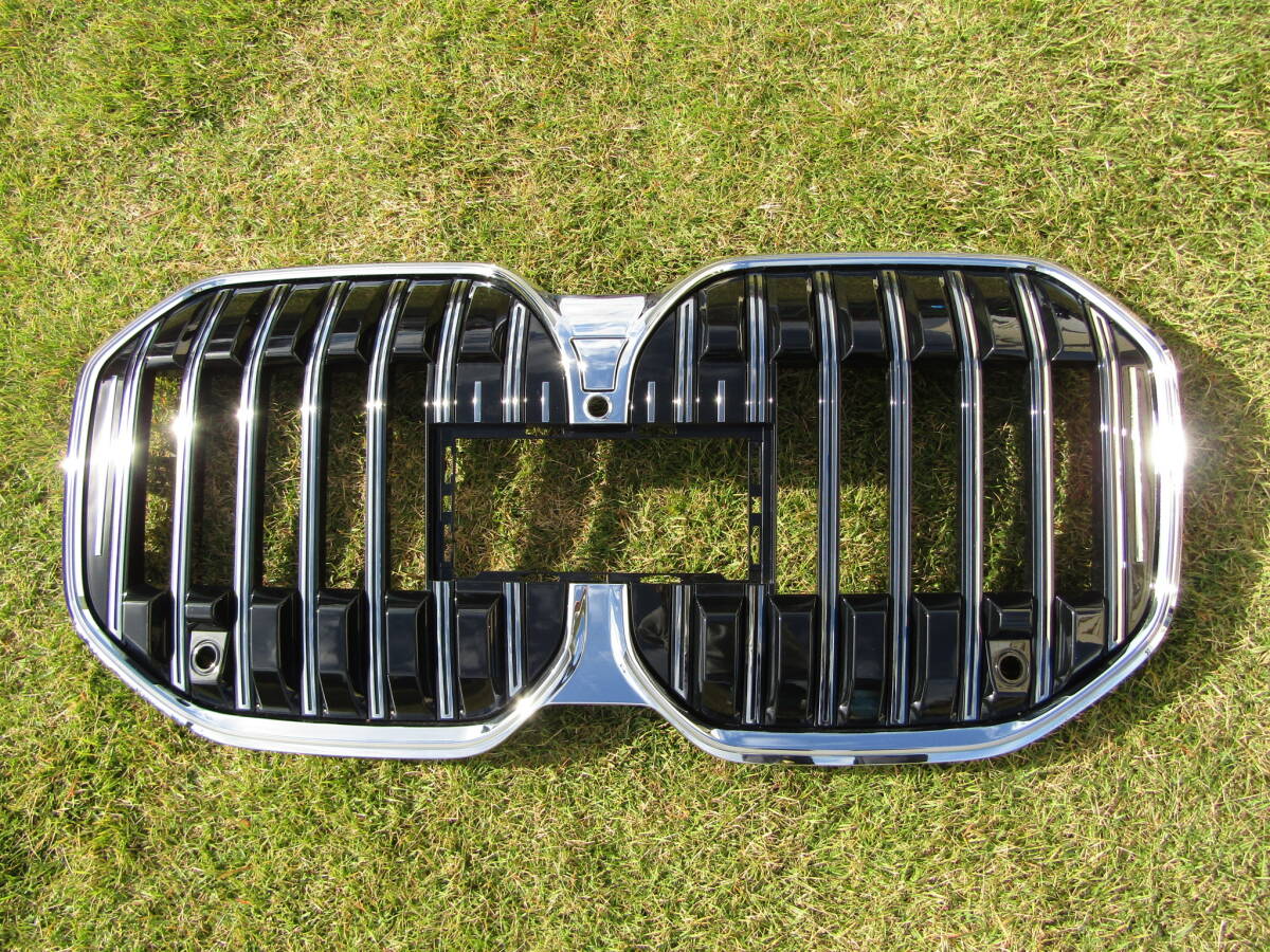 BMW G70 7シリーズ 純正 フロントグリル キドニーグリル グリル 5113188013-10 ■■ 12111103拍卖
