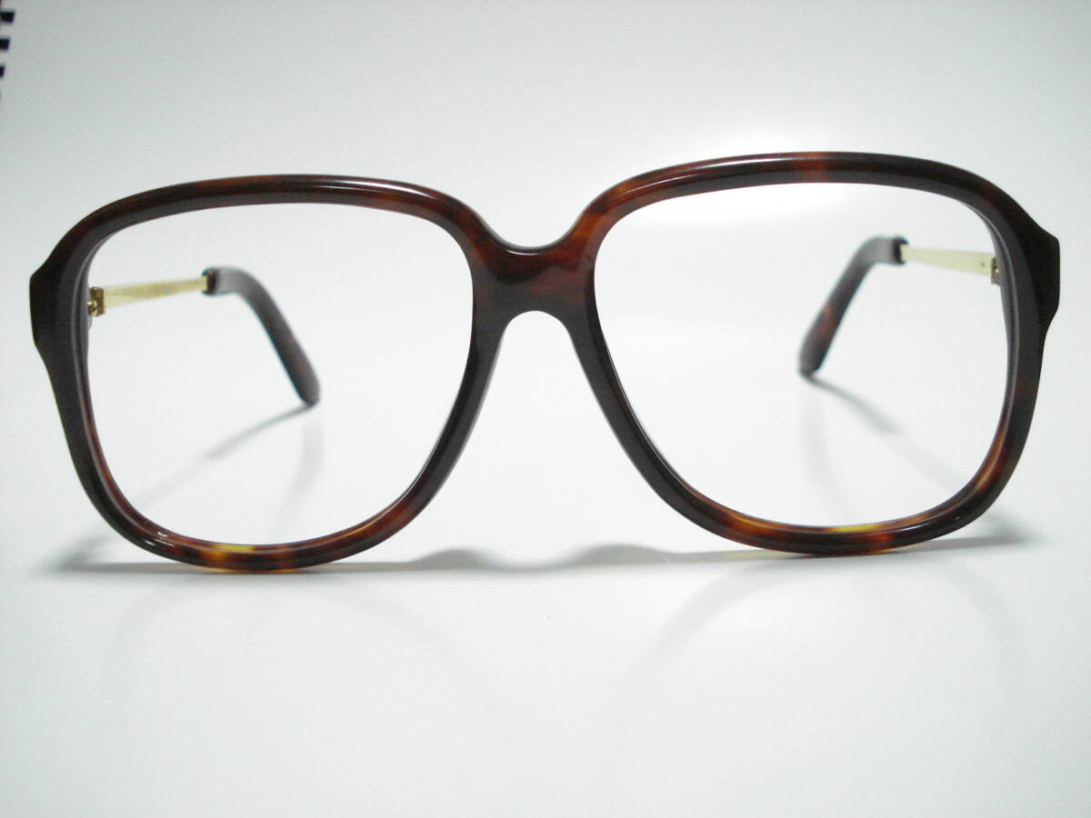 ☆ 大きい. べっ甲. テンプルK18. フレーム立て外径54.5㍉.外径130.5㍉位.展示品.多少のスレあり.拍卖