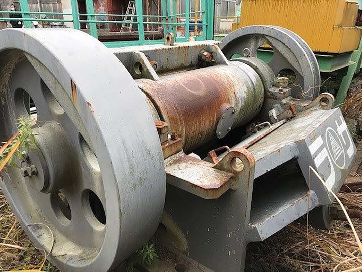 【送料別途】■格安機械■<ラサ工業>細割りクラッシャー モーター付き UFV-42 45kW 6P ■格安5,000,000円~■拍卖