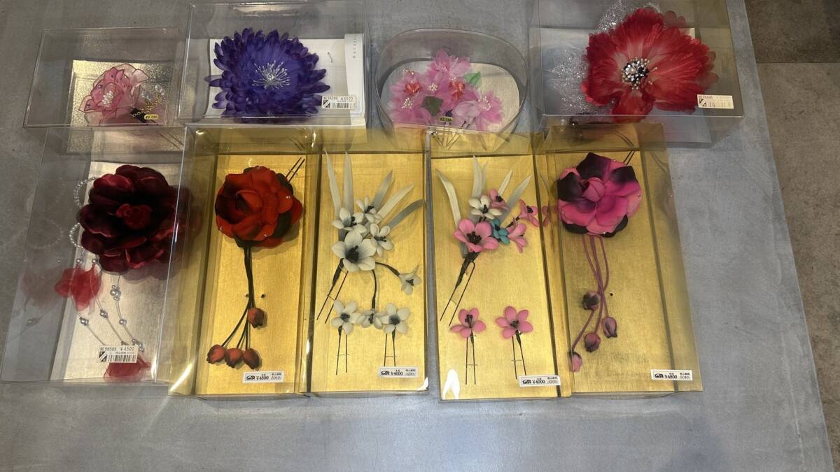 成人式 髪飾り 9点 新品未使用 卒業式 結婚式 着物 ヘアアレンジ ヘアアクセサリー 七五三 送料無料 ★拍卖
