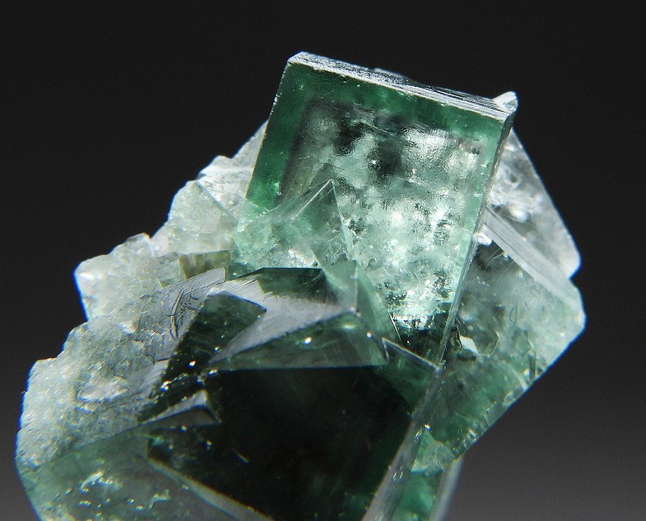 ☆☆ フローライト 蛍石 (蛍光)Fairy Holes <イギリス> UK575 ☆☆拍卖