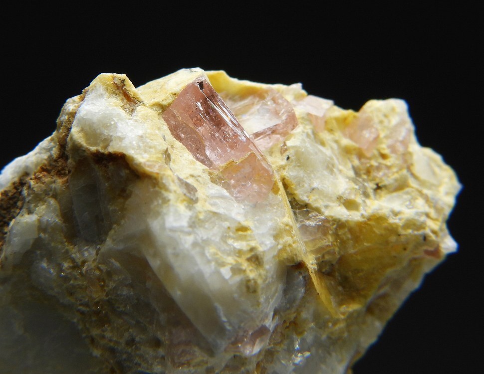 ☆☆ ピンクトパーズ 母岩付き <パキスタン> 2 ☆☆拍卖