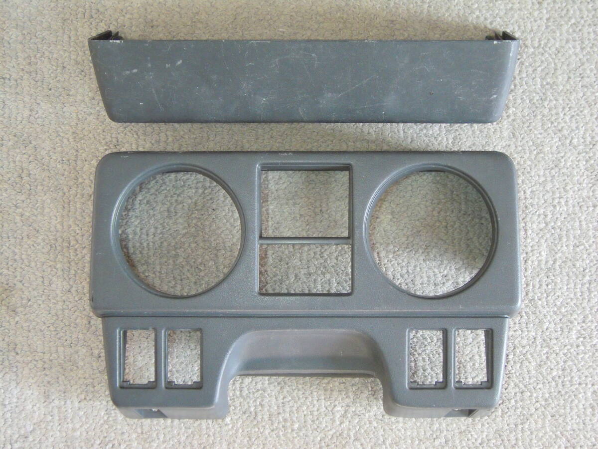 三菱 初代 パジェロ 詳細不明 純正 メーターフード スピードメーター廻り パネル カバー 検) L044 L049GV L141 L144G L146GW L149GW 辺り?拍卖