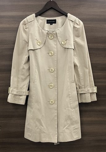 ジルスチュアート JILL STUART ノーカラー トレンチコート クリーム色 092-151002拍卖