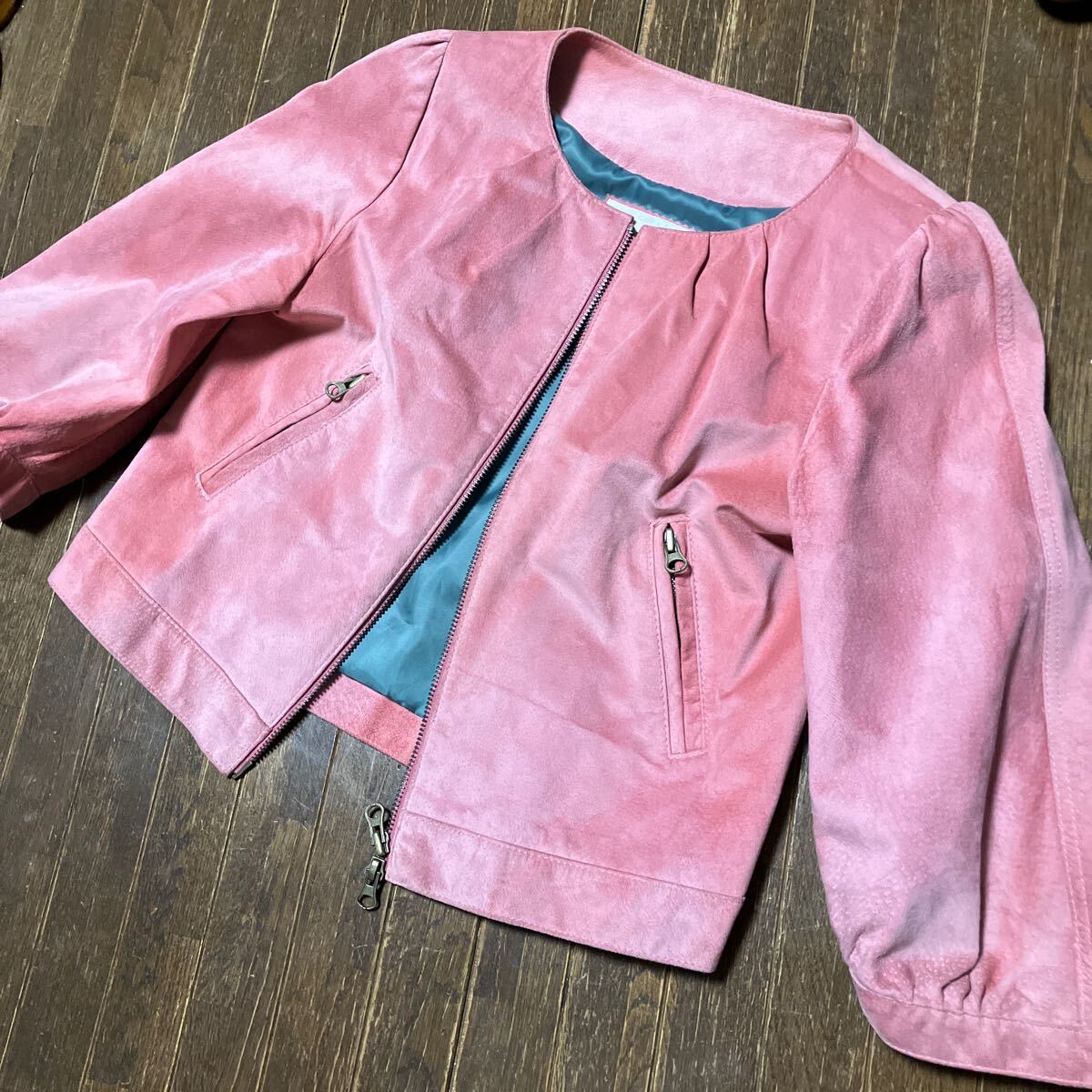 美品MagdalenスエードブルゾンSサイズサーモンピンク8部袖本革フェミニンショートジャケットジャンバー拍卖