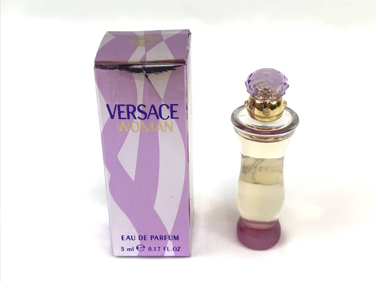【残量多/長期保管品】ヴェルサーチ ウーマン オーデパルファム 5ml Versace フローラルフルーティ#212304-63拍卖