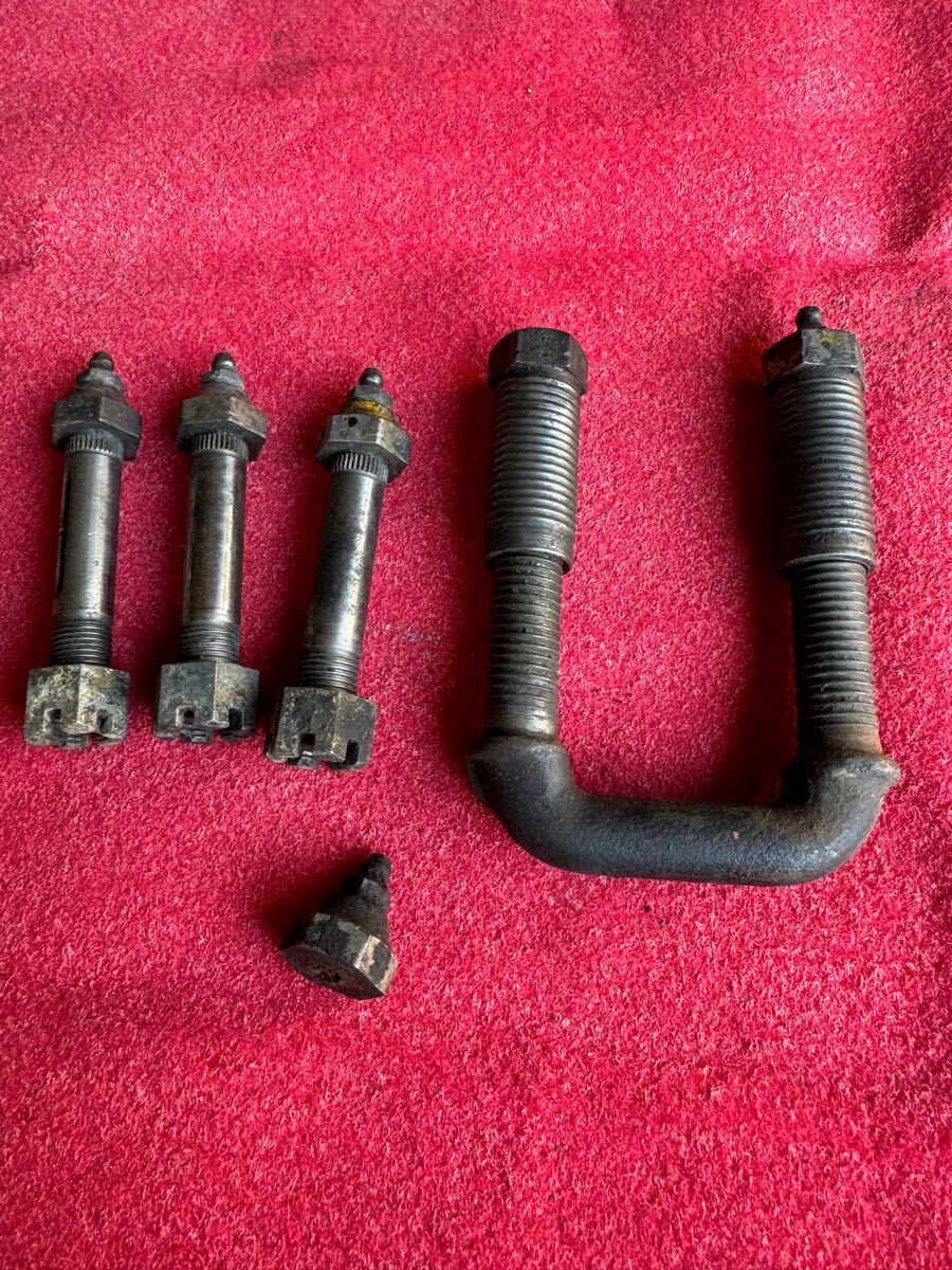 三菱ジープJ3シャックル ジャンク品拍卖