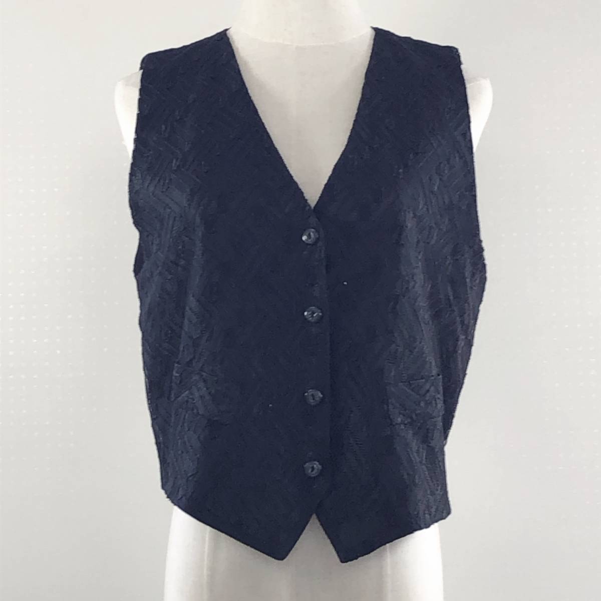 YZ0121 美品 レディース トップス ベスト 袖無し 薄手 ベルトリボン レース 裏地 ブラック 黒 替えボタン シンプル おしゃれ 涼しげ 春夏拍卖