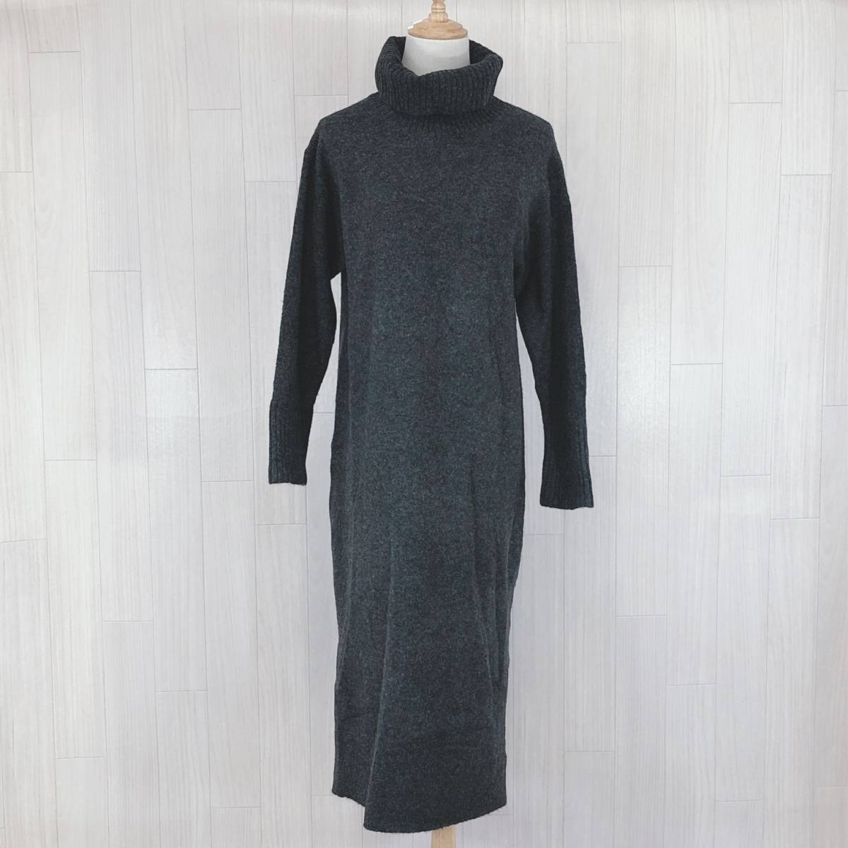 YZ0367 美品 UNIQLO ユニクロ レディース ワンピース ロング ニット セーター 長袖 タートルネック XSサイズ グレー 灰 毛素材含 シンプル 拍卖