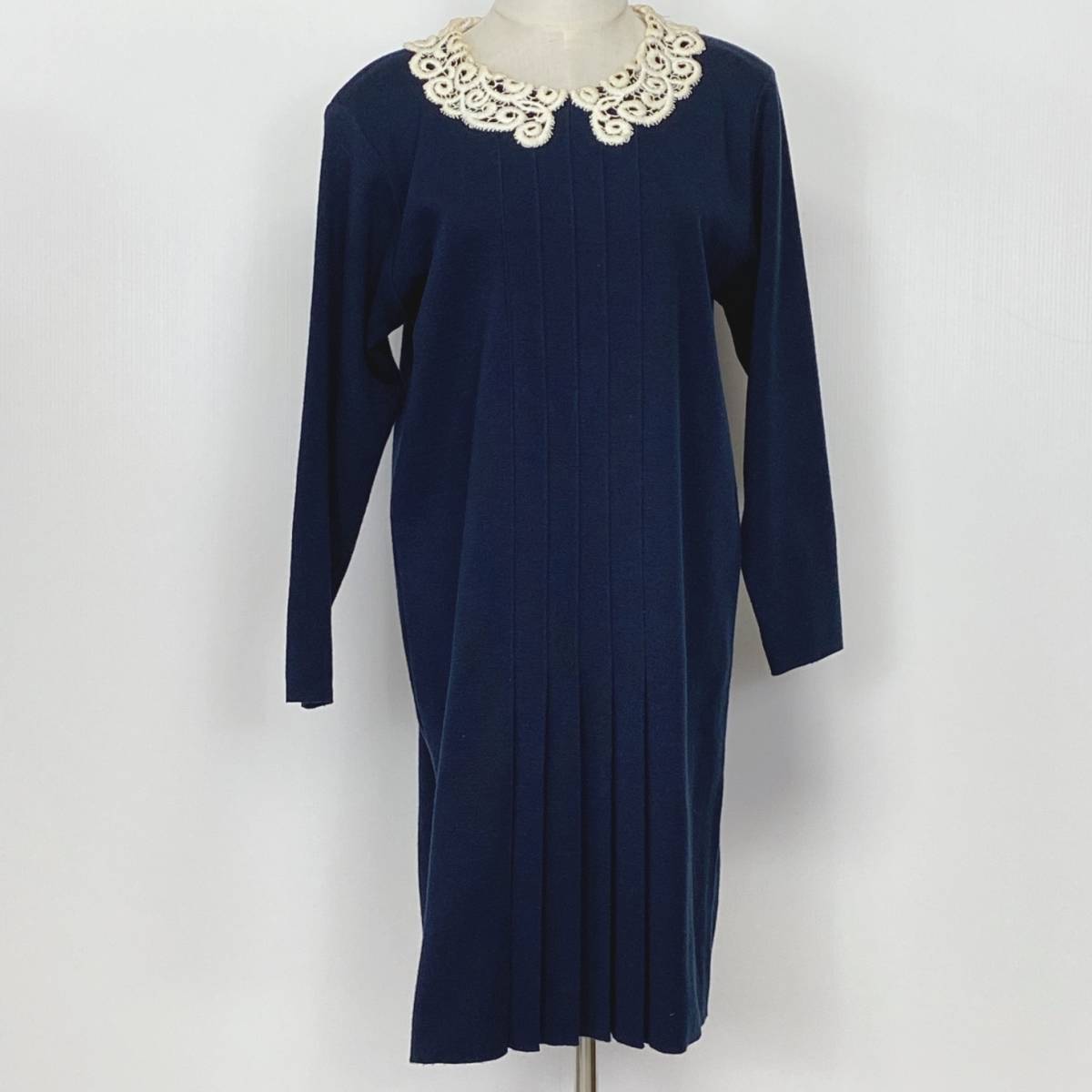 YZ0767 LOFELA レディース ワンピース 長袖 襟付 ネイビー 紺 毛50% フォーマル 日本製 上品 シンプル きれいめコーデ かわいい USED 古着拍卖