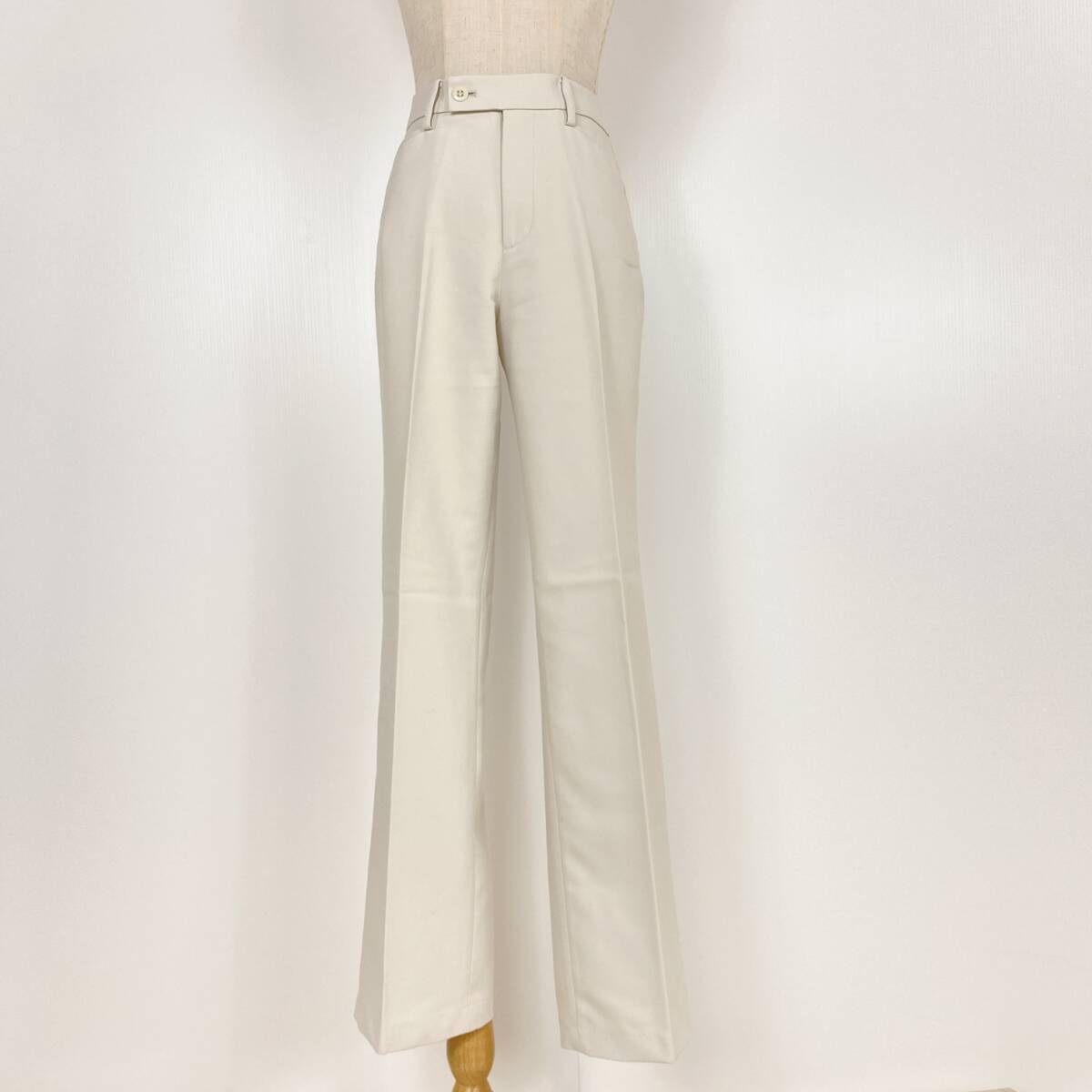 YZ1115 UNIQLO ユニクロ レディース ストレートパンツ 薄手 アイボリー W64 万能 シンプル きれいめコーデ オフィスカジュアル USED 古着拍卖