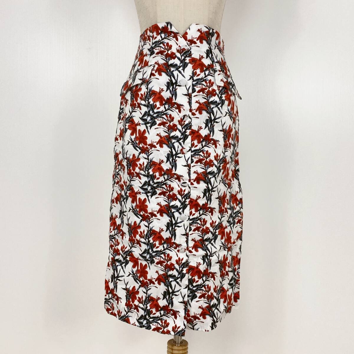 YZ1104 美品 MOUSSY マウジー レディース 麻混 コットン 花柄 タイトスカート 1サイズ 総柄 万能 お洒落 きれいめコーデ 大人 USED 古着拍卖