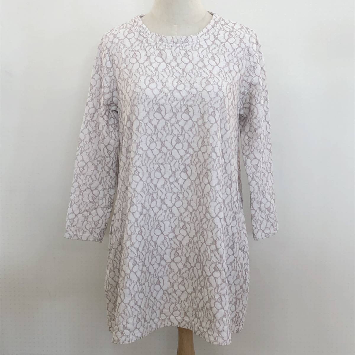 YAS0950 美品 LEPSIM レプシィム レディース トップス チュニック 長袖 サイドポケット Mサイズ グレー 灰 ホワイト 白 花柄 綿素材含 春秋拍卖