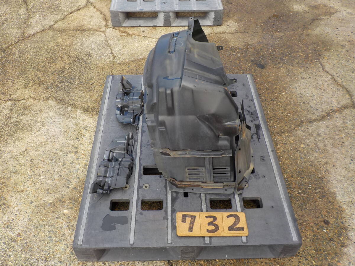 三菱 ミツビシ CT9A ランサ-エボリュ-ションⅦ ランエボ7 GSR 5速 純正 右 タイヤハウスライナ- A732拍卖