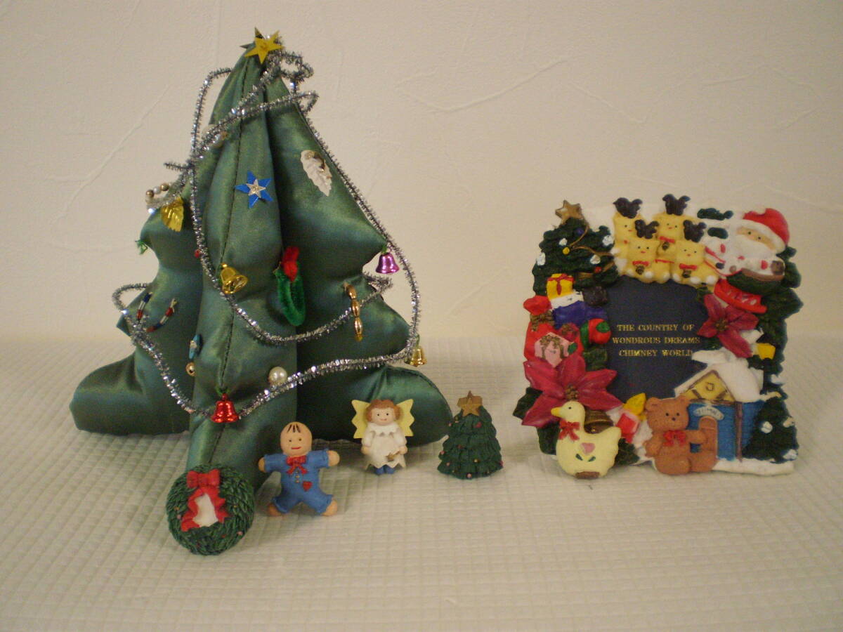 【中古・クリスマスインテリア】 布製(綿入)ミニツリー・ インテリアフレーム・フィギュア画鋲5点(house of lloyd() 送料込み拍卖