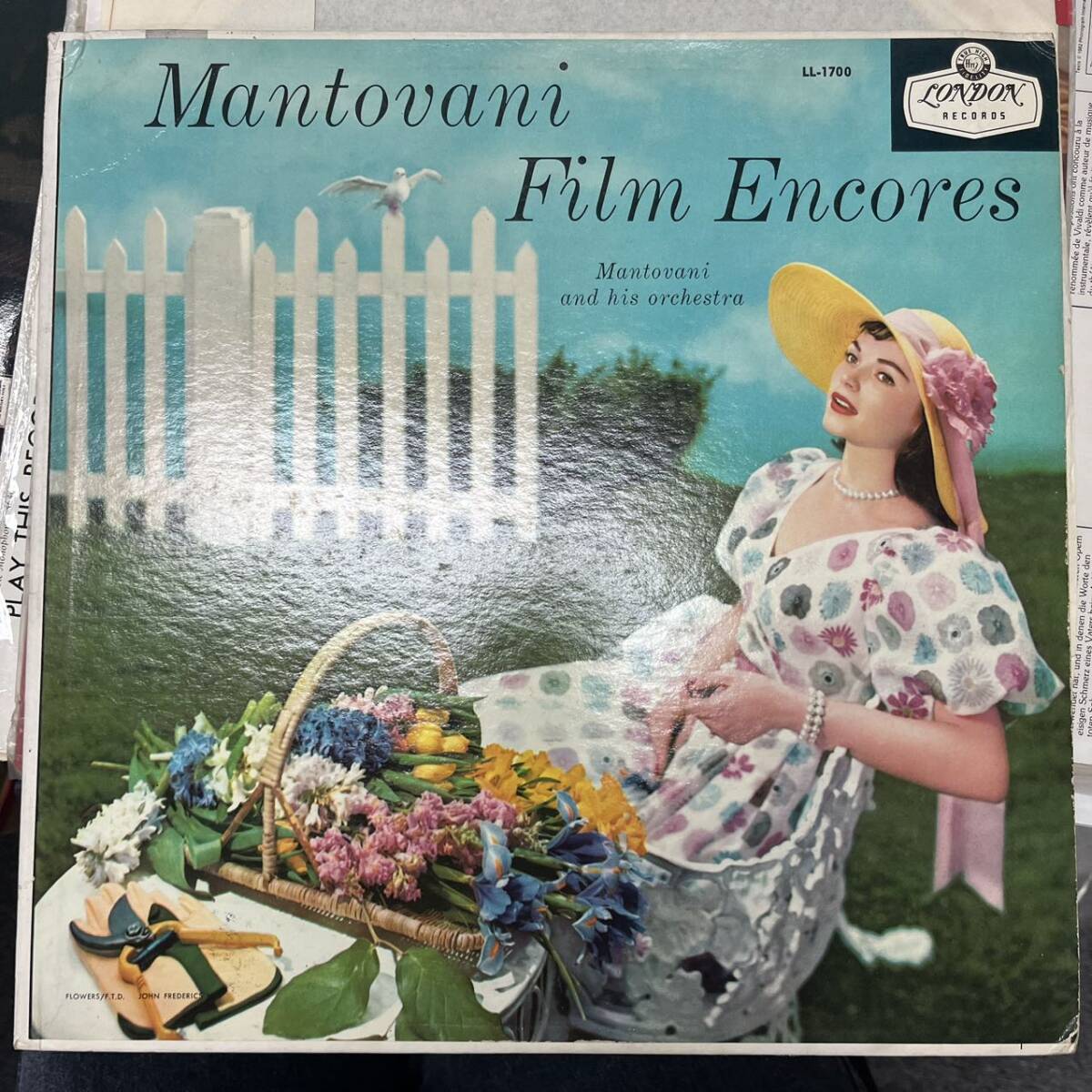 MANTOVANI FILM ENCORES VOLUME 1 マントヴァーニ サントラ オズの魔法使い ライムライト真昼の決闘愛の泉旅情アンチェインド別離B1111-008拍卖