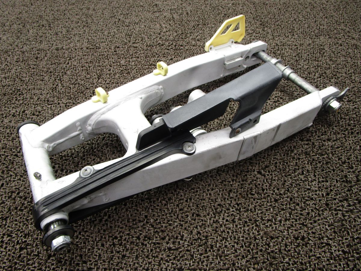 ジェベル250GPS スイングアーム リアアクスルシャフト □U799!チェーンカバー SJ45A スズキ 【 J425 】 DJEBEL キャブ車拍卖