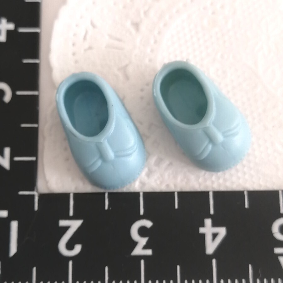 4r1108 e ドール用 リカちゃん 幼稚園 園児 サイズ ようちえん 靴 シューズ 水色拍卖