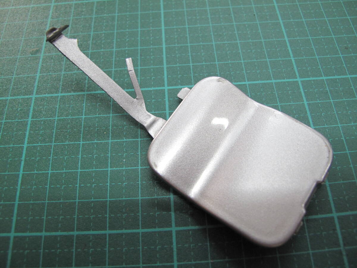 G ムーブ LA100S LA110S フロントバンパーホールカバー牽引フックカバー52127-B2630拍卖