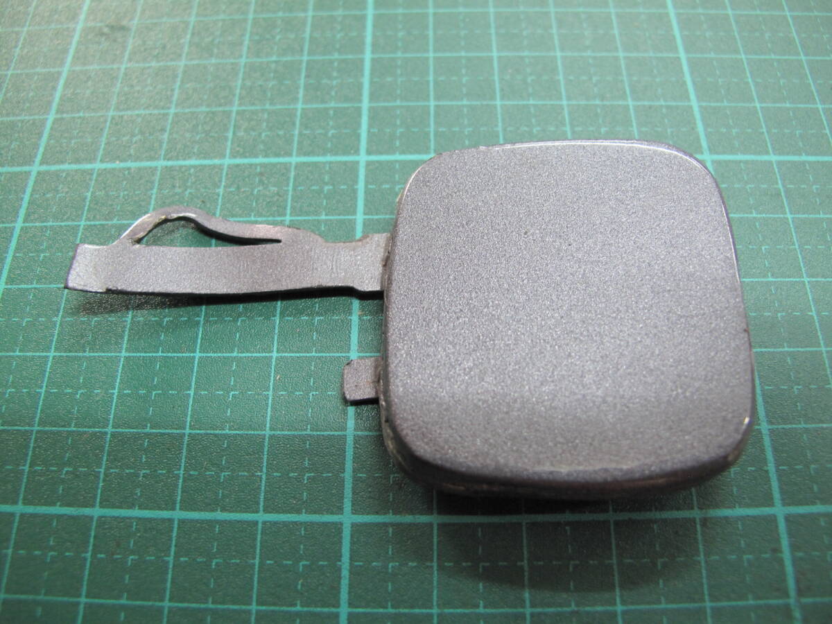 G ムーヴ LA100S 後期 純正 フロントバンパー 牽引フックカバー ホールカバー 52127-B2340拍卖