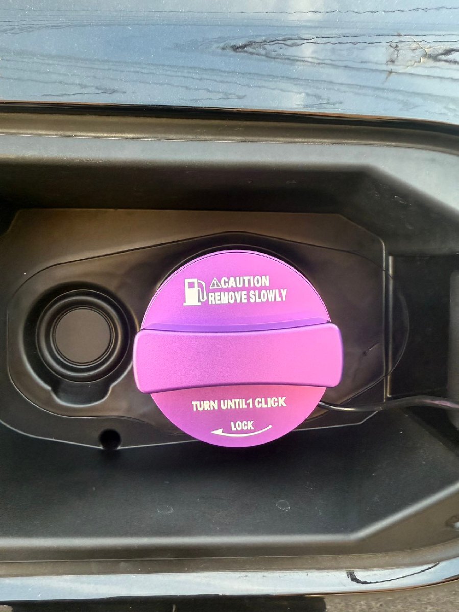 デザイン性UP♪ メルセデス ベンツ 給油キャップ タンクキャップ カバー 紫 メルセデス マイバッハ X167 GLS600 エディション1 GLSクラス拍卖