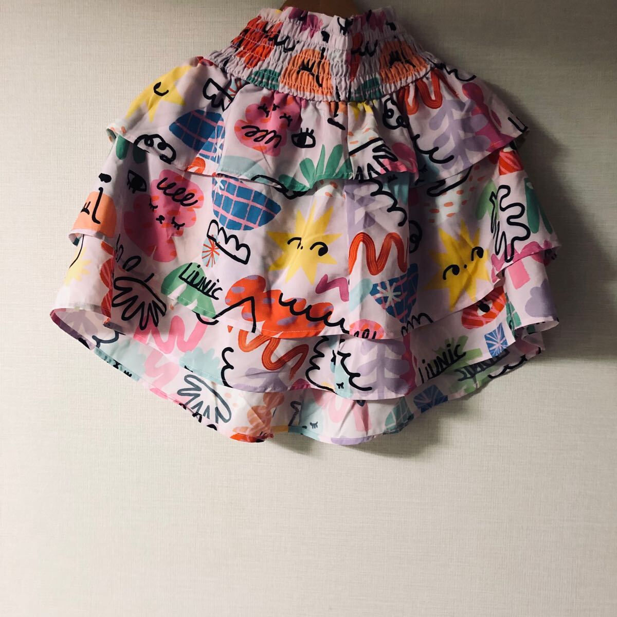 ◆◆◆h&m スカート UK10〜12Y カラフル 未使用に近い拍卖