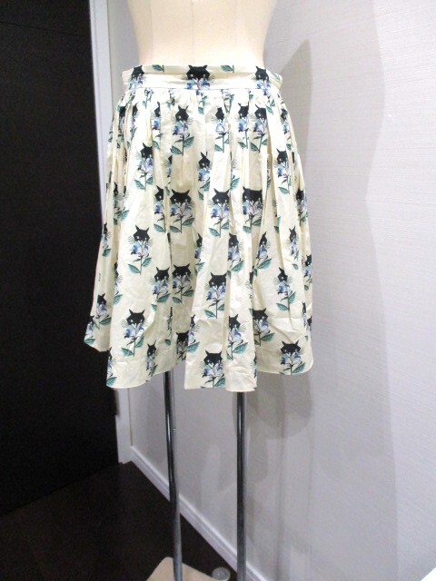 miumiu ミュウミュウ イタリア製 猫スカート キャット ねこ ネコ 送料無料拍卖