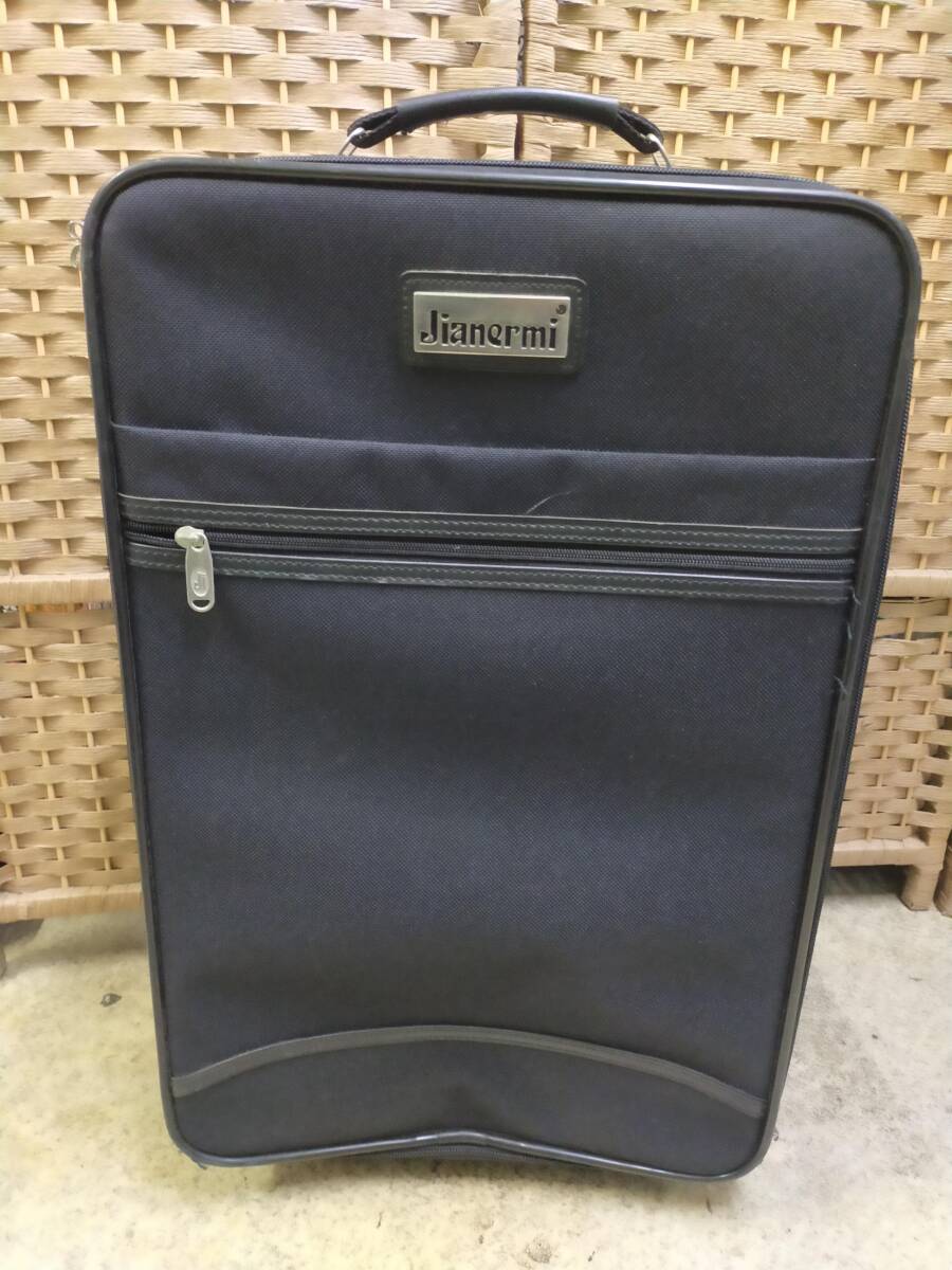 FG01-20241125-001 JIANERMI キャリーバッグ 黒 帰省や旅行に 中古 33*55*20cm拍卖