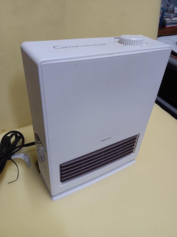 セラミック ファンヒ-タ- ◆ 山善 ◆ VHHF-A121 ◆ 1220W 【保管 舗】拍卖