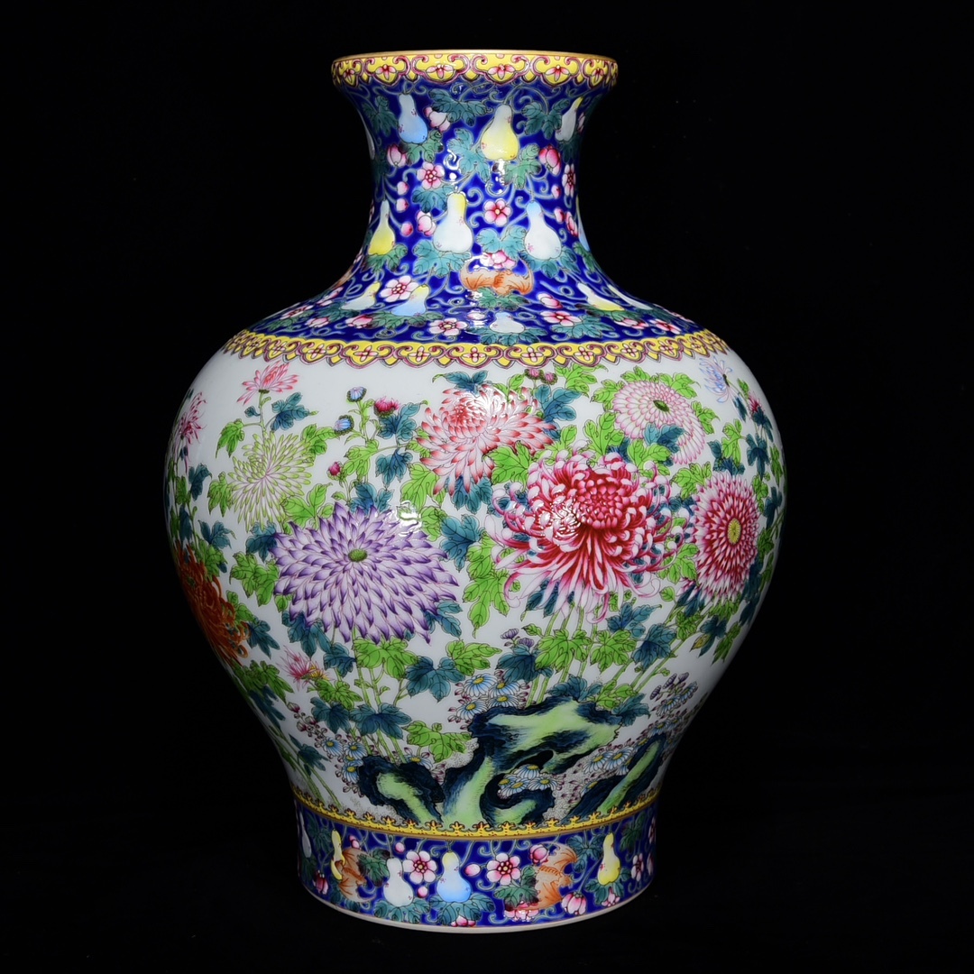 ◆蔵出◆古美術 中国古玩 大清乾隆年製款 粉彩 描金 牡丹花卉紋賞瓶 時代物 A06拍卖