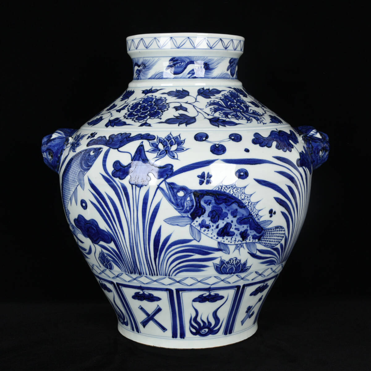 ◆旧家蔵出◆古美術 中国古玩 元時代 青花 纏枝蓮花 獸頭耳荷叶魚藻紋大罐 古賞物 骨董 時代物 T16拍卖