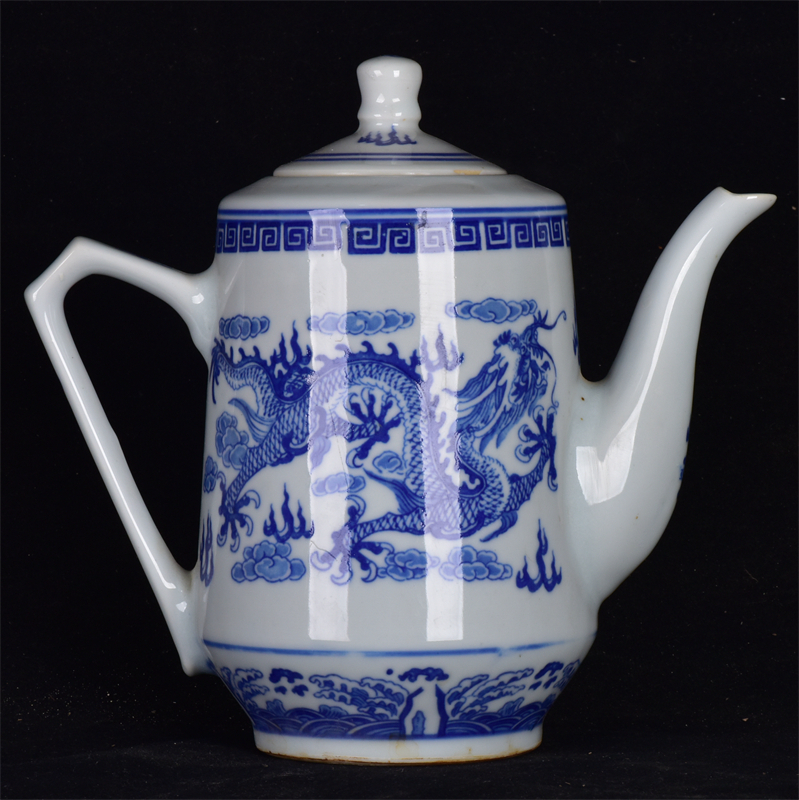 ◆旧家蔵出◆古美術 中国古玩 民國時期 青花 龍紋茶壺 古賞物 骨董 時代物 A35拍卖