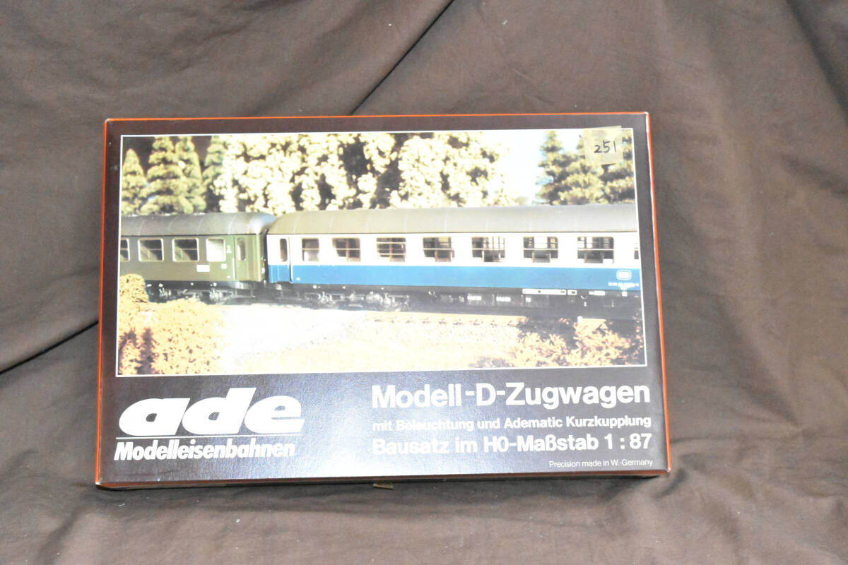 値下!!★☆【入手困難 絶版品】当時1両28800円 の半額以下 ドイツのハイクオリティーモデル。 フルスケール DB客車 By ade 20拍卖