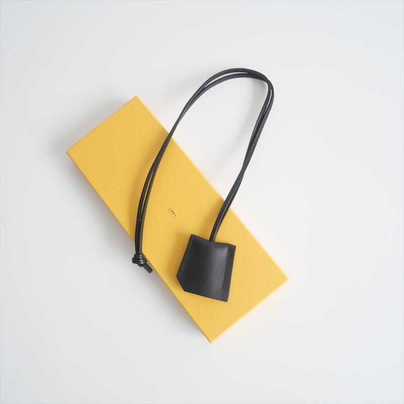 2024・人気完売品 / 未使用 / SLOBE IENA購入品 スローブイエナ / ITTI イッチ / ミニクロシェット / 24091913006610 / 2410-0207拍卖