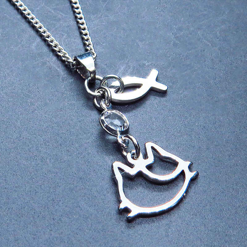 シルバーカラー 三毛猫フェイスとラインストーンを組合せたコンパクトなネックレス 長さ調整可 ステンレス可拍卖