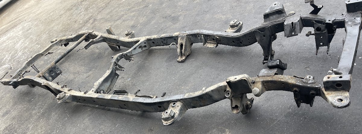 マツダ プロシード UF66M ボディフレーム 純正 シャーシ 【引取限定・カット対応可】拍卖