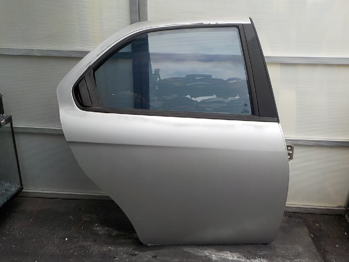 ★アルファロメオ156 932A2 右 リアドア 純正★送料はシステム上 無料と表示されます着払いです。拍卖