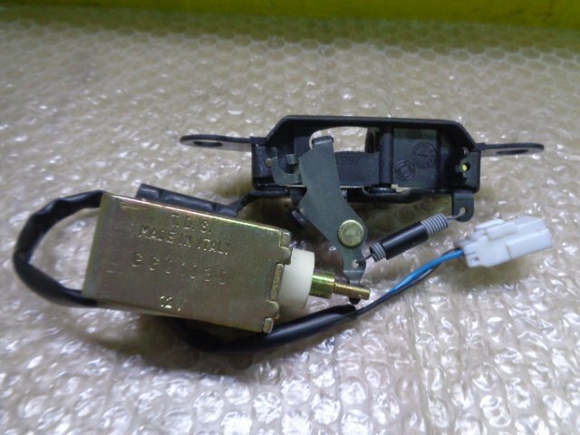 ★アルファロメオ156 932A2 トランクドアロックアクチュエーター 純正【送料込み】拍卖