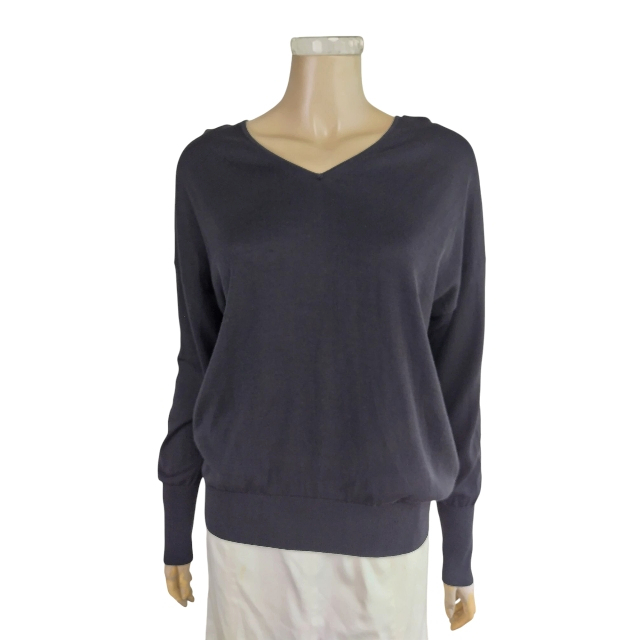 新品同様★バンヤードストーム*BARNYARDSTORM*黒*しっとり滑らかシルク(絹混*ゆったりVネックニット*大きいサイズLLサイズ.42.13号相当拍卖