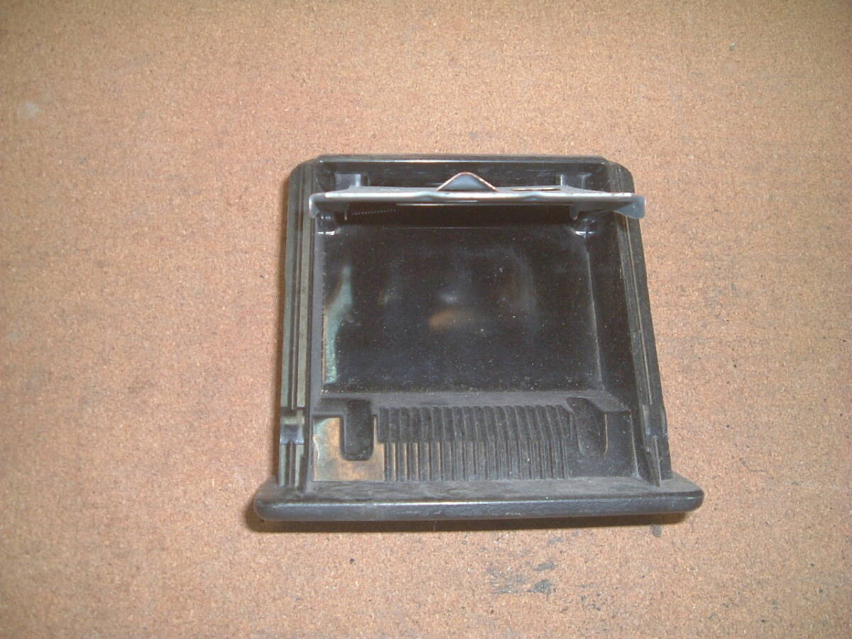 ワゴンR TA-MC22S カラーZA4 灰皿拍卖