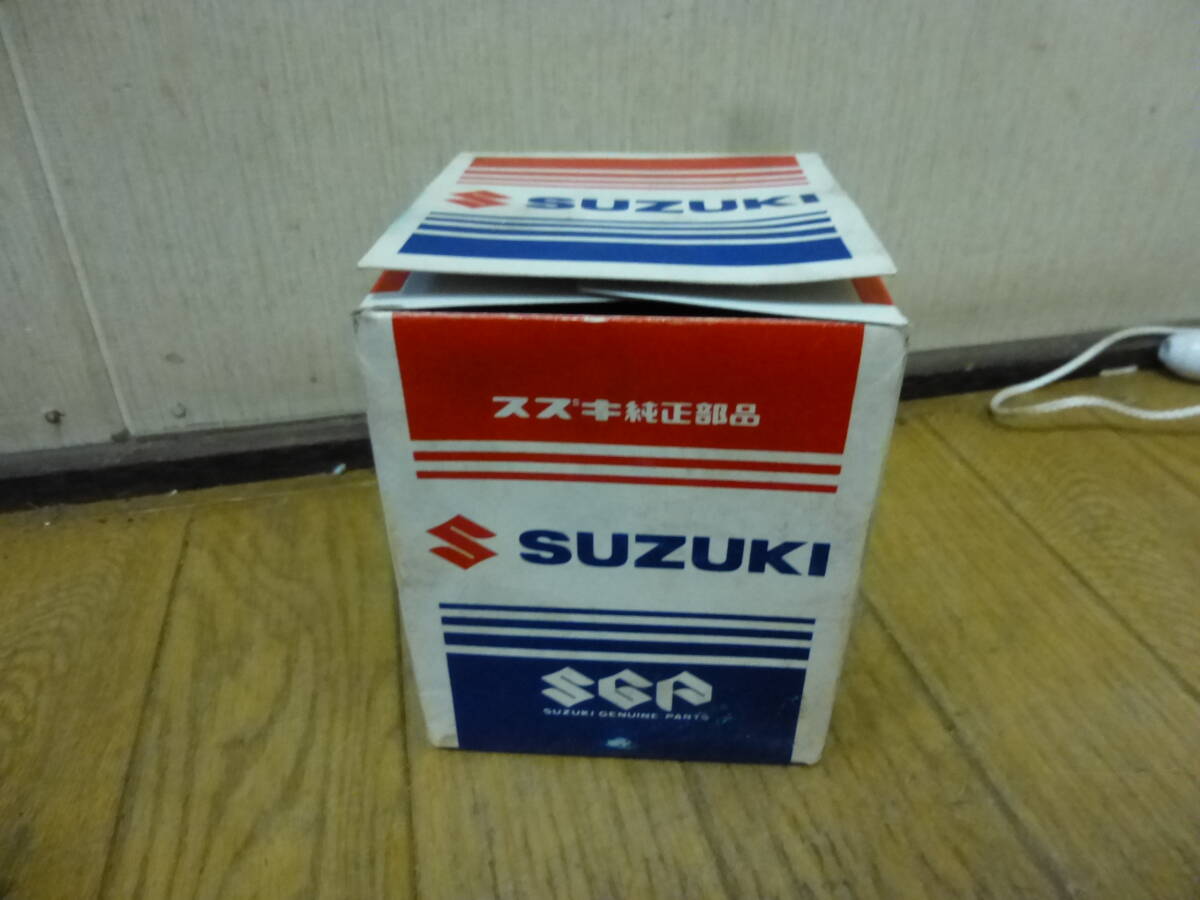 ◇新品 SUZUKI スズキ 純正 品番 16510-83012 オイルフィルター 1個◇エスクード TA-01 ジムニー1300 SE/SJ 旧車 レストア 部品 当時物拍卖