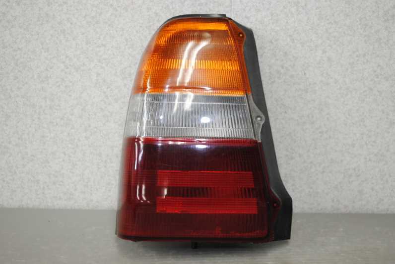 コンフォート タクシー仕様 スタンダート 後期 (TSS11 TXS10) H.21 純正 動作保証 左 テールライト テールランプ 81560-43011 s016238拍卖