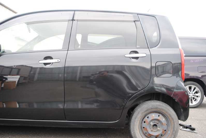 ムーヴ L 前期 (LA100S) H.24 純正 破損無 取付OK 左 後 リア ドアパネル Rドア リヤ X07 黒 ブラック 67004-B2170 s016264拍卖